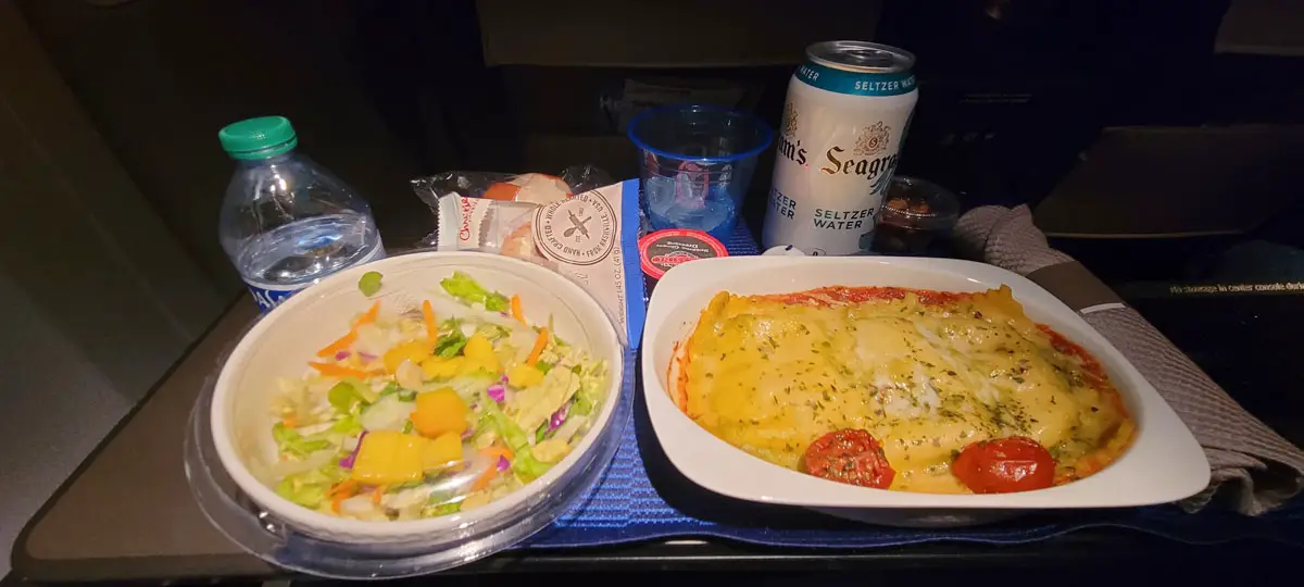 reporte vuelo united airlines houston quito aeropuerto