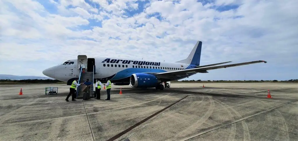 Aeroregional Quito Esmeraldas relatório de voo boeing 737-500