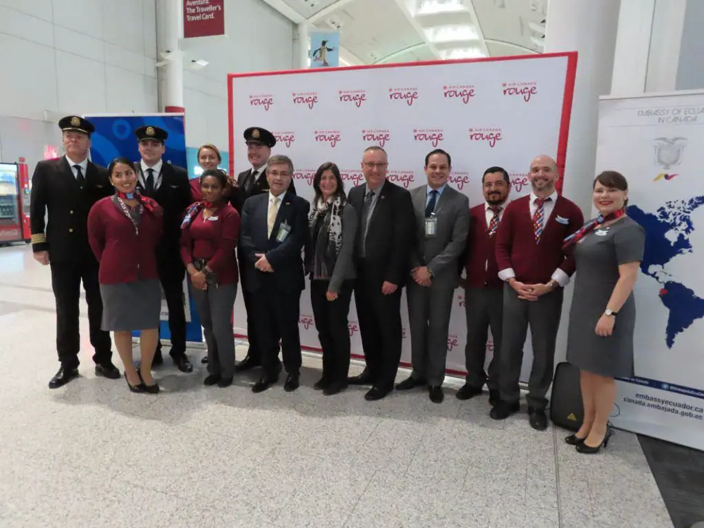 air canada rouge quito toronto como volar