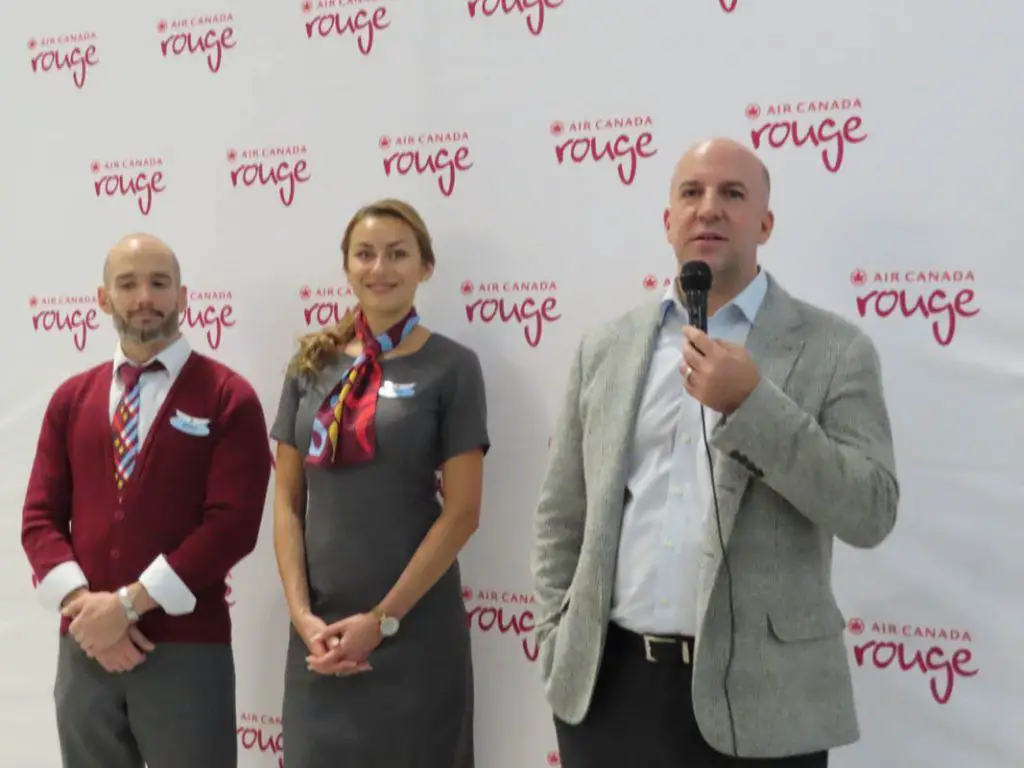 air canada rouge quito toronto como volar