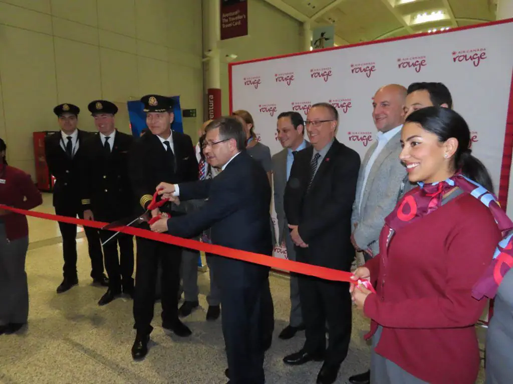 air canada rouge quito toronto como volar