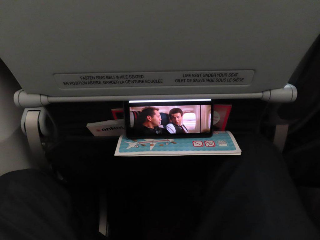 sistema entretenimiento air canada rouge internet online