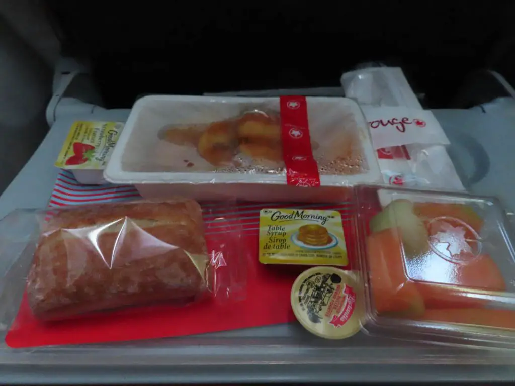 air canada rouge quito toronto como volar