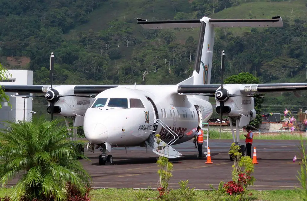 vuelos esmeraldas macas charter quito cartavia avioandes avion vuelo horario itinerario costo