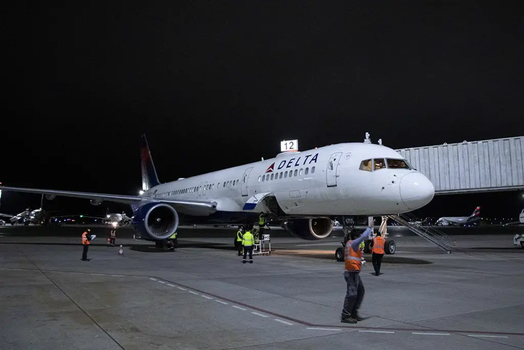 voos wingo delta voos guayaquil quito